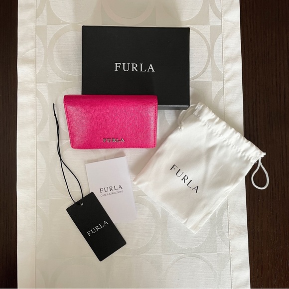 FURLA Logo Card Case - Picture 2 of 9
